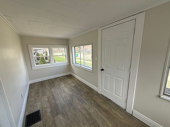 4th image of 805 Fairmount Ave
