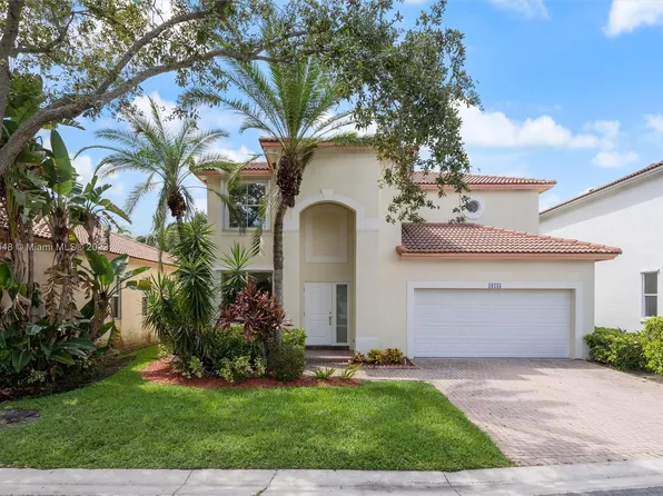 16235 Opal Creek Dr, Weston, FL 33331
