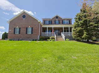 8317 Appaloosa Ln, Spring Grove, IL 60081