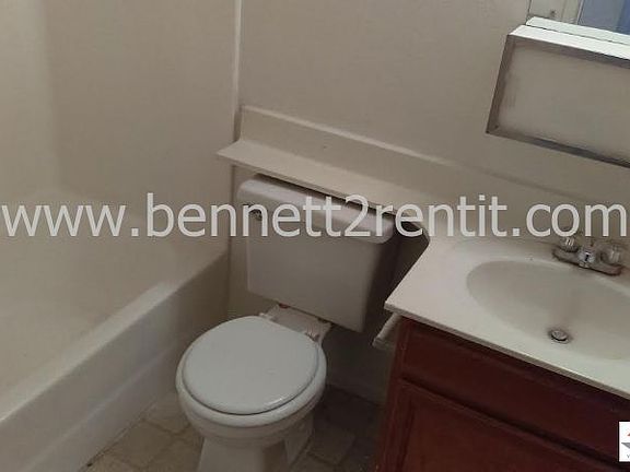4th image of 452 N 104th St