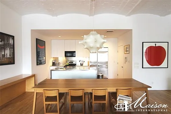 Rented by Maison International | media 64