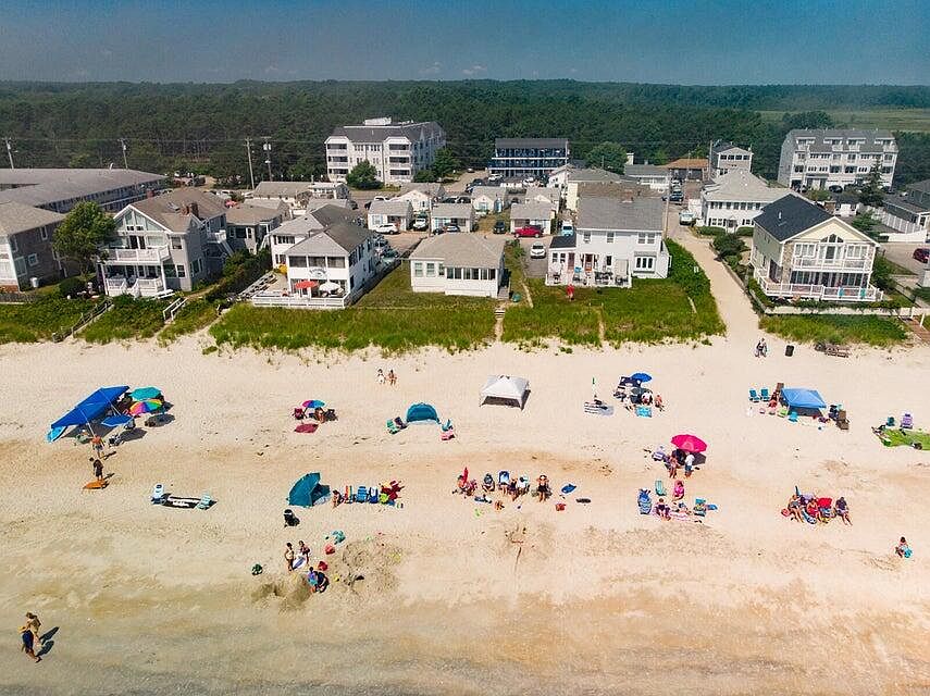 12 Wavelet Street, Old Orchard Beach, ME 04064 | Zillow