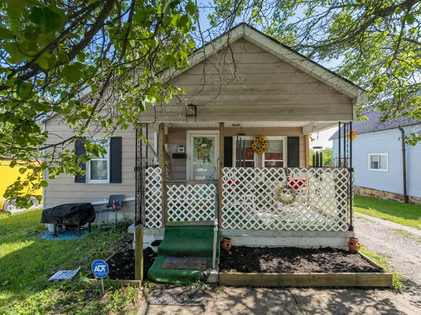 29 Locust St, Walton, KY 41094