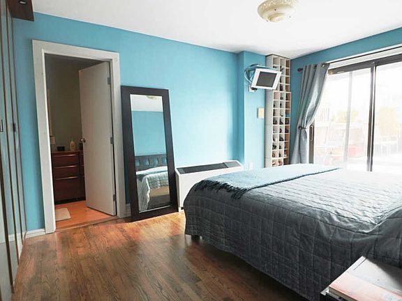 3rd image of 9 Barrow St APT 8F