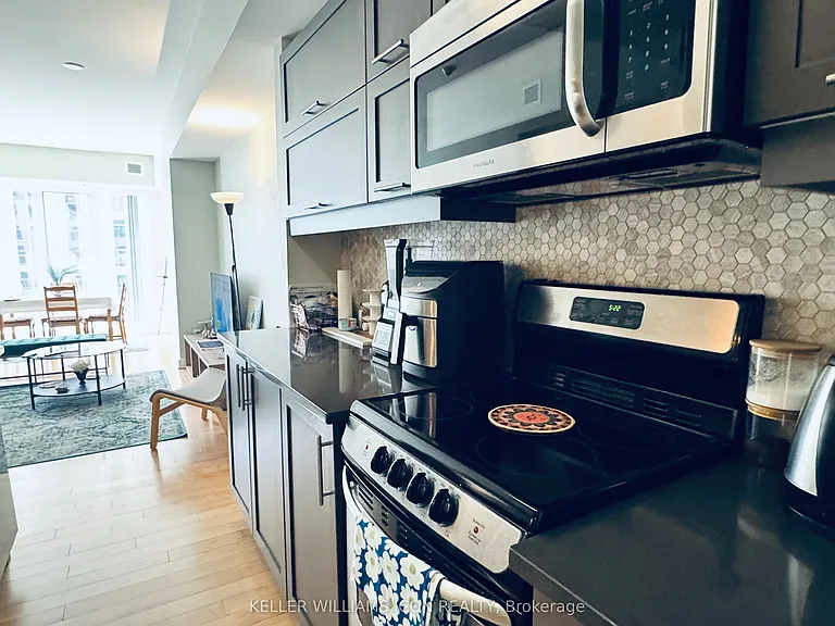 40 Nepean St #301 — Photo 6