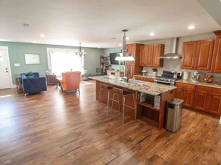 3104 Oak Lawn Dr — Photo 8