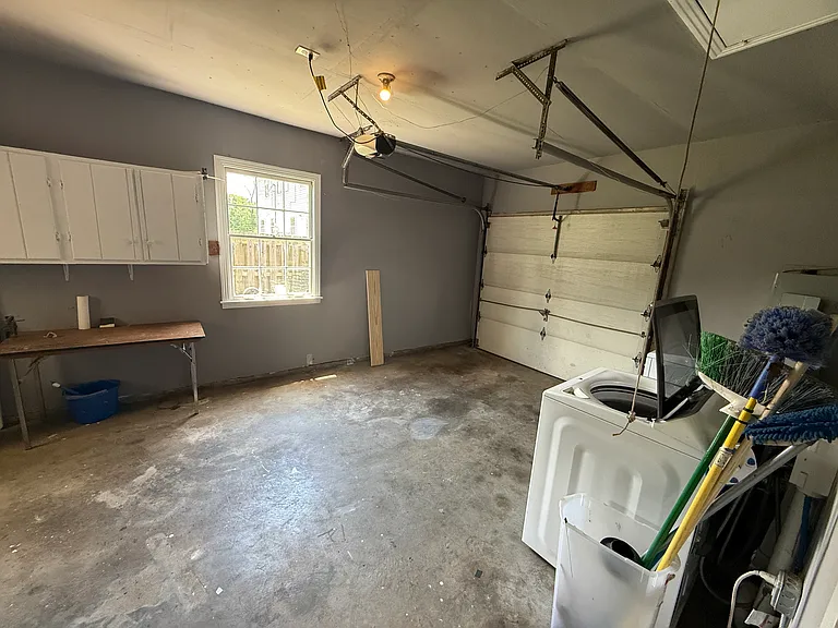 1007 Fowler St — Photo 27