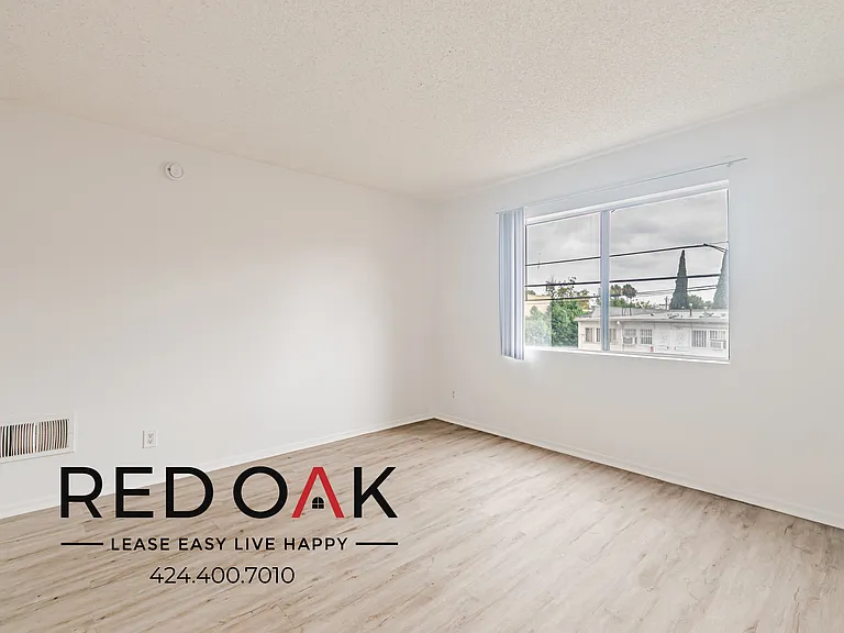 509 N Berendo St #110 — Photo 12
