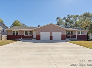 5897-5899 Christie Ave SE, Grand Rapids, MI 49508