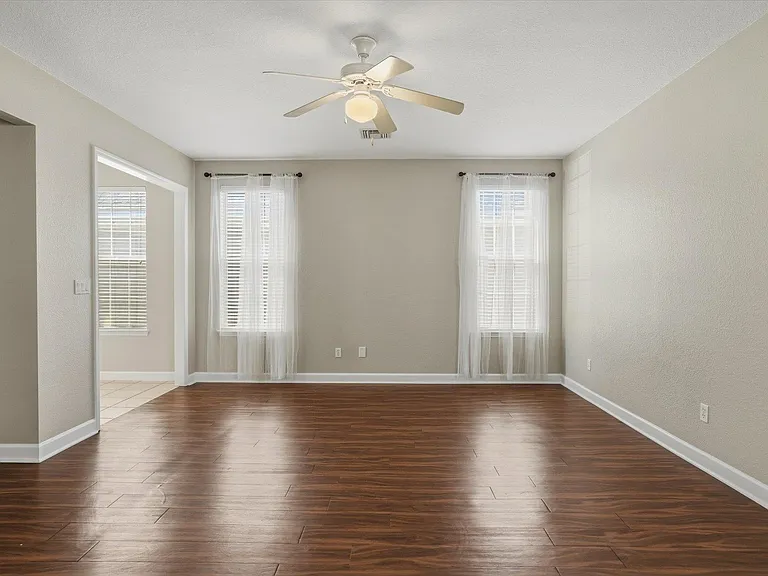 3316 Calumet Dr — Photo 11