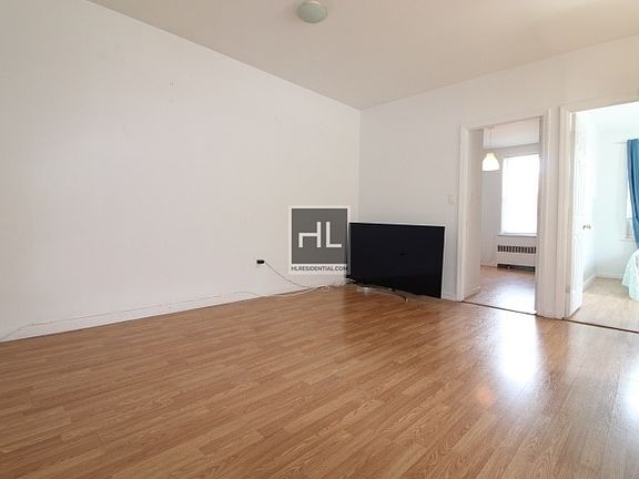 4th image of 825 Caton Ave APT 2