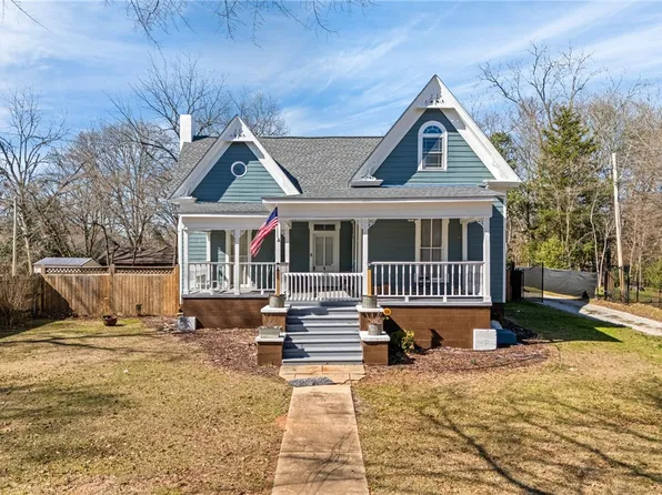 211 N Lafayette St, Lafayette, AL 36862
