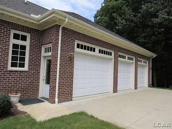 4th image of 8811 Loire Valley Dr