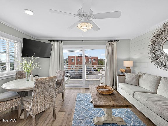 4th image of 15 Nathan Street #106