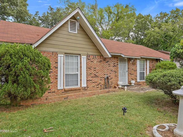 154 York Dr, Jackson, MS 39209