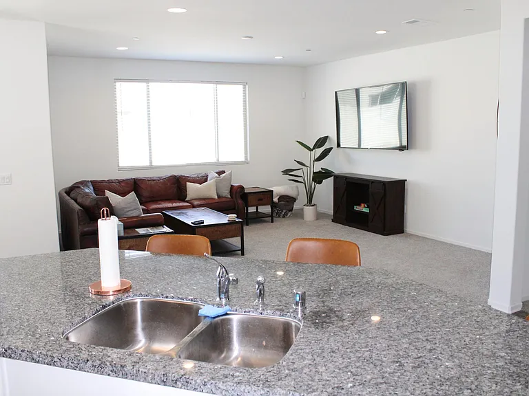 50616 Calle Cervantes — Photo 27