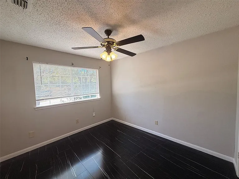 342 Arbor Ct — Photo 16