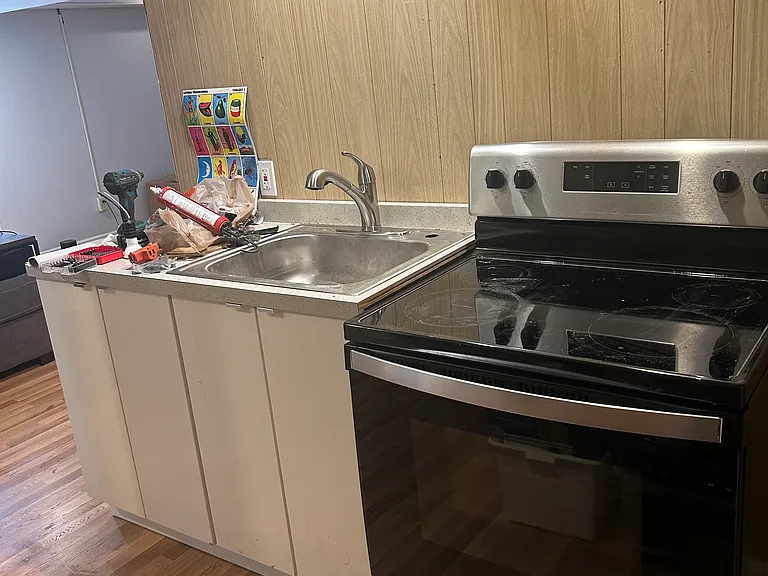 lower level kitchen.