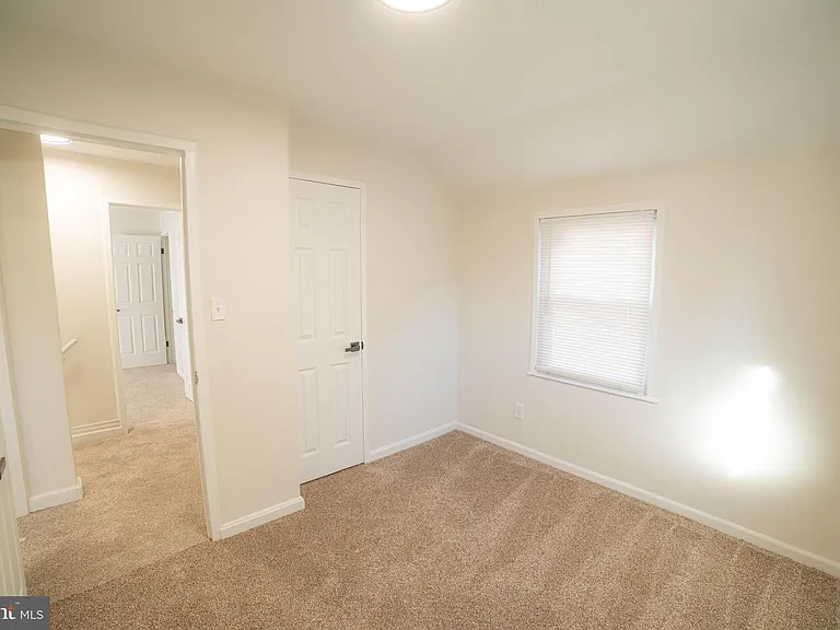 2409 Greeley Pl — Photo 25