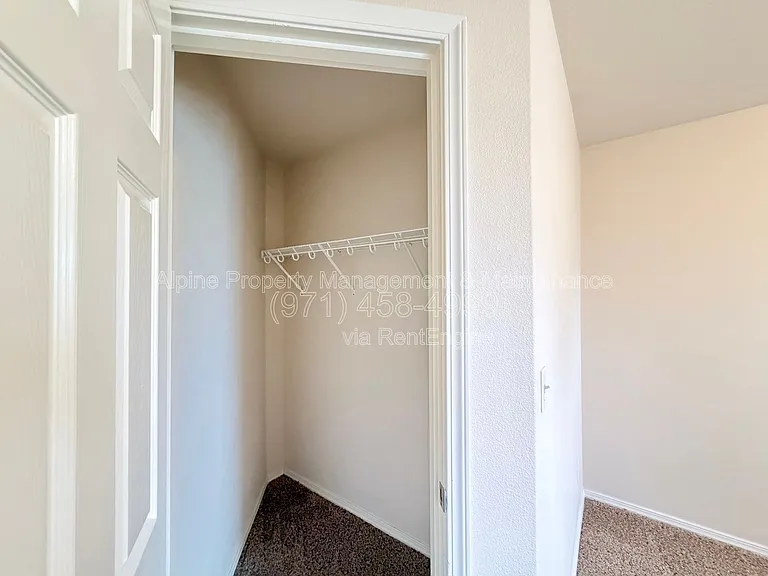 1914 27th Ave — Photo 22