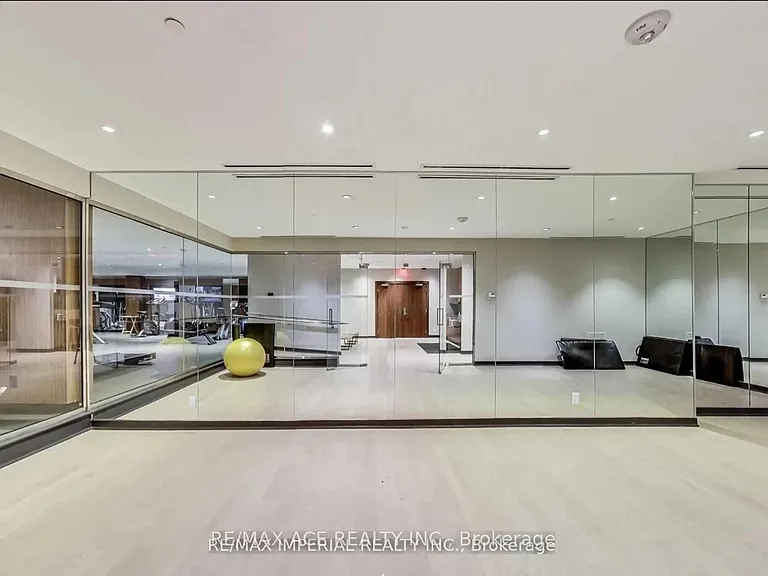 8 Mercer St #526 — Photo 19