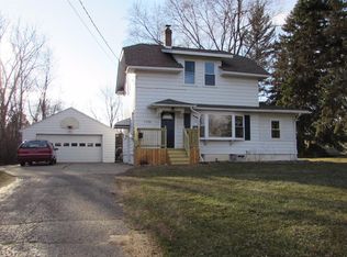 11738 Schram St, Grand Blanc, MI