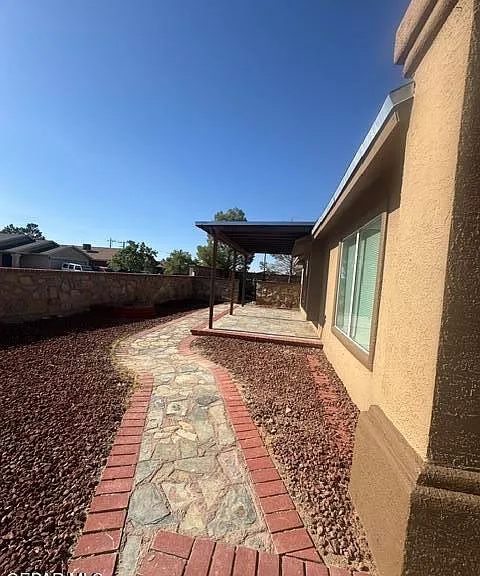 12720 Lorenzo Frias Dr — Photo 4