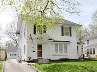 934 Homecrest Ave, Kalamazoo, MI 49001