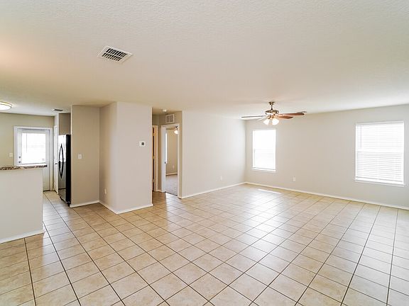 5th image of 3806 Sierra Birch