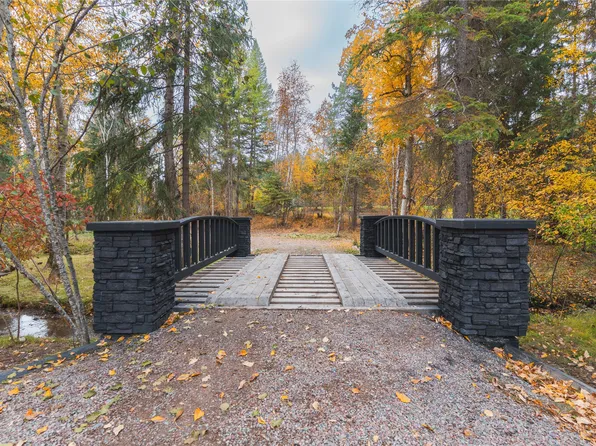 273 Pine Valley Ct, Columbia Falls, MT 59912