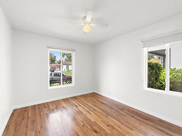 5722 Faculty Ave — Photo 8