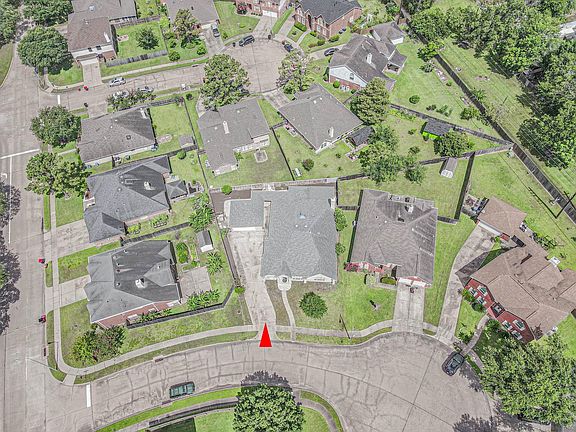 2nd image of 8714 Emerald Heights Ct