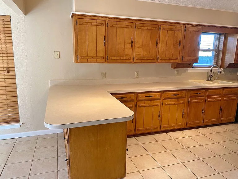 6128 Cliffside Dr — Photo 7