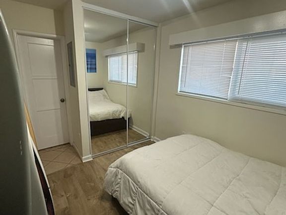 4th image of 715 Santa Barbara Pl APT 6