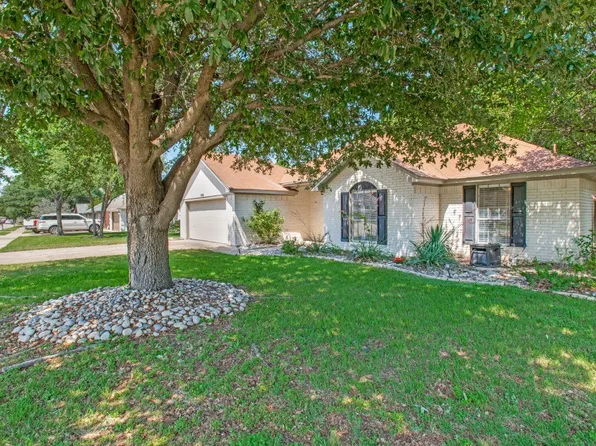 7100 Windhaven Rd, North Richland Hills, TX 76182
