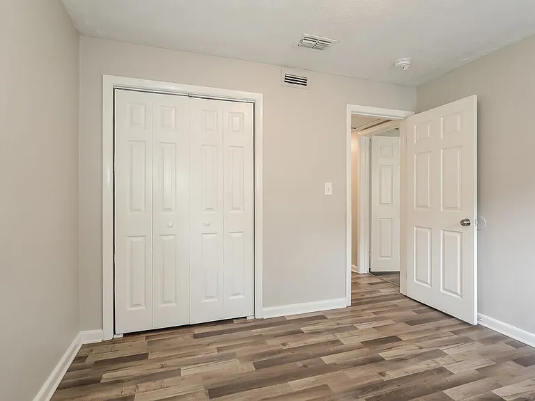 6511 Burgundy Rd S — Photo 14