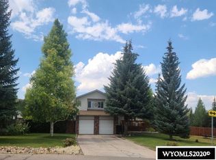 70 Walker Rd, Evanston, WY 82930