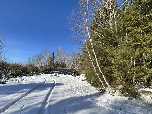 77 Bartlett Drive, Searsmont, ME 04973