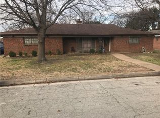 7820 Regency Ln, Fort Worth, TX 76134