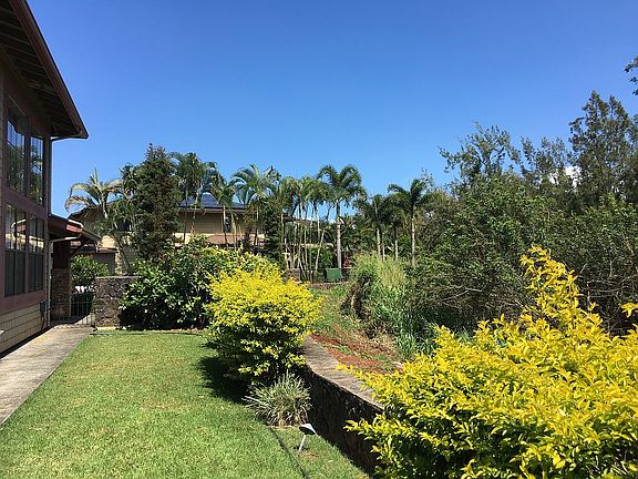 Side adjacent to gulch