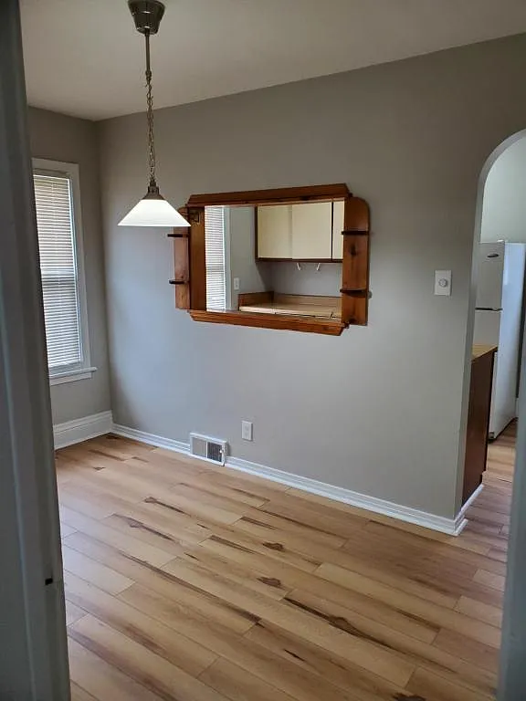 1239 Eggert Rd — Photo 3