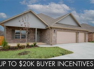 115 W Pitts St, Farmington, AR 72730