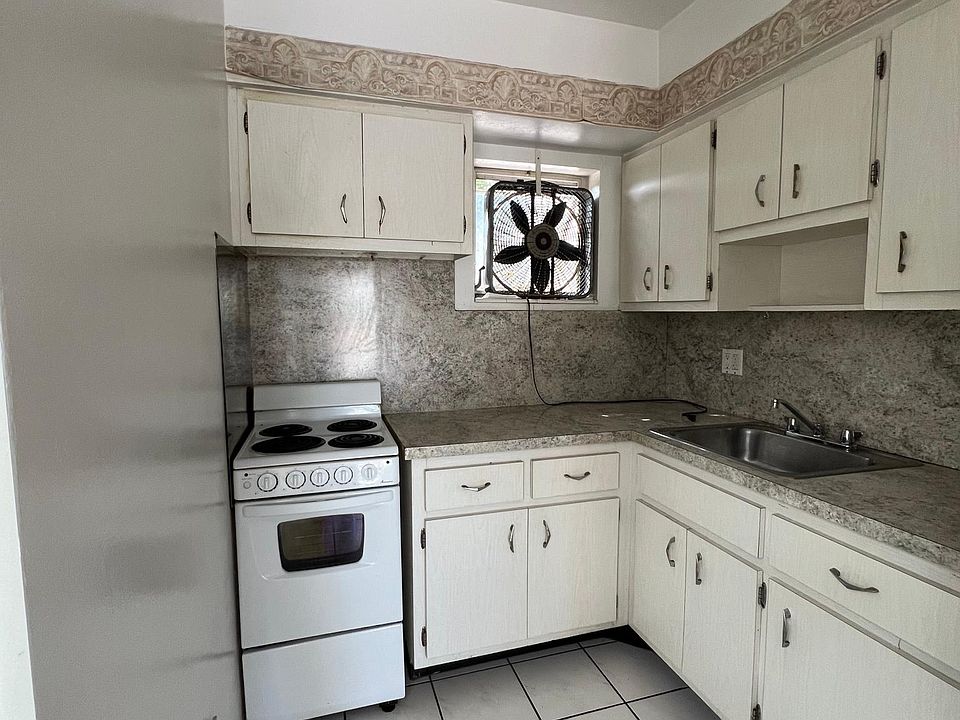 1st image of 4819 NE 21st Ave APT 6