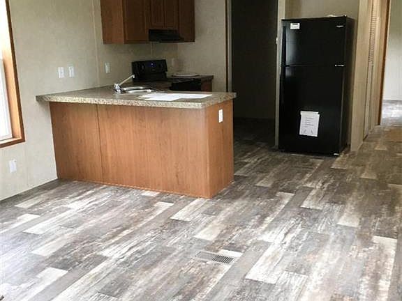 3rd image of 108 Timberlake Dr