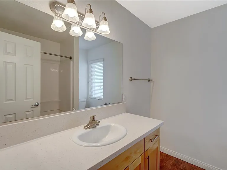 Avignon Apartment Homes — Photo 30