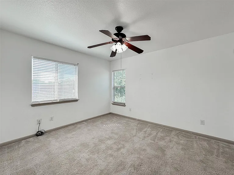 20319 Little Wing Dr — Photo 40