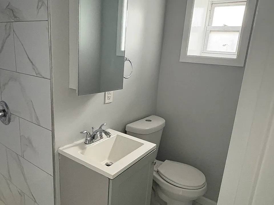 17 Teaneck Rd #2D