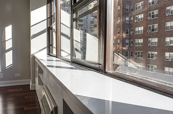 Sold by Argent Advisors LLC | media 12