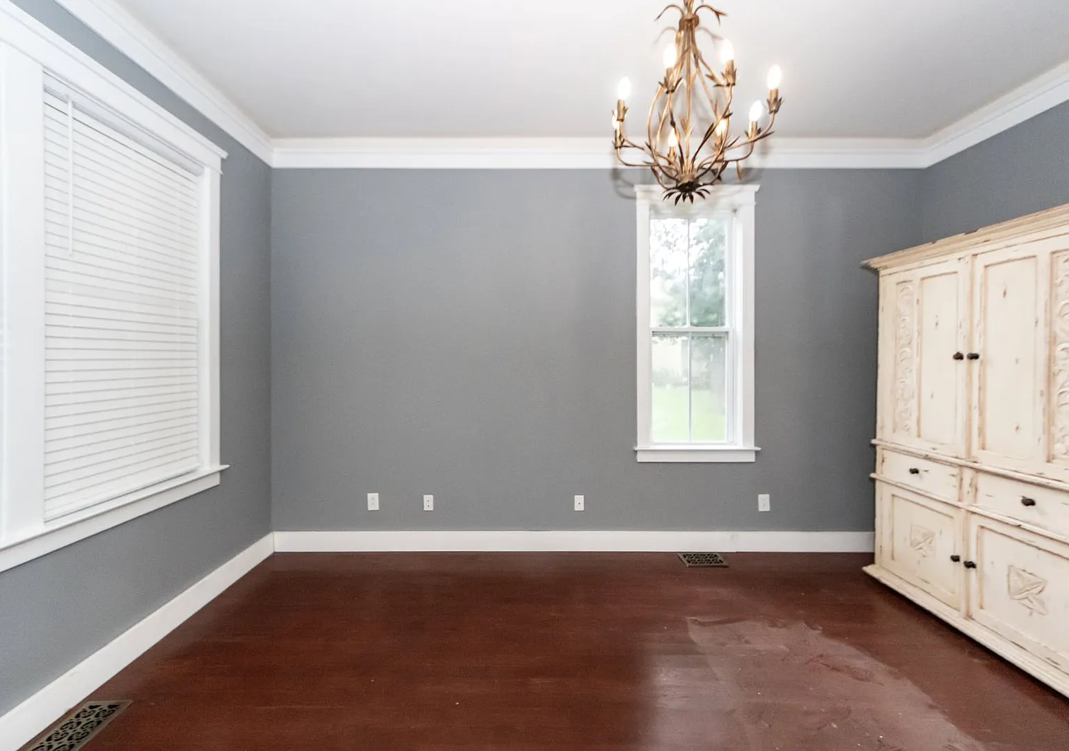 4 Bedroom, 3.5 Bathroom Home in Legend Oaks Plantation - Summerville — Photo 4