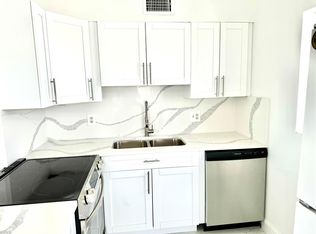 3080 Lake Osborne Dr APT 202, Lake Worth, FL 33461
